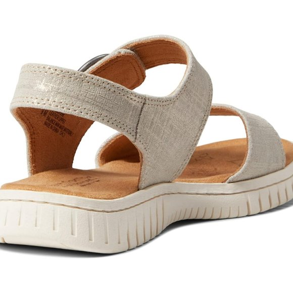 Comfortiva $100 Copley Moonstone Grey Sandals Sz 11 NIB! - Picture 2 of 3